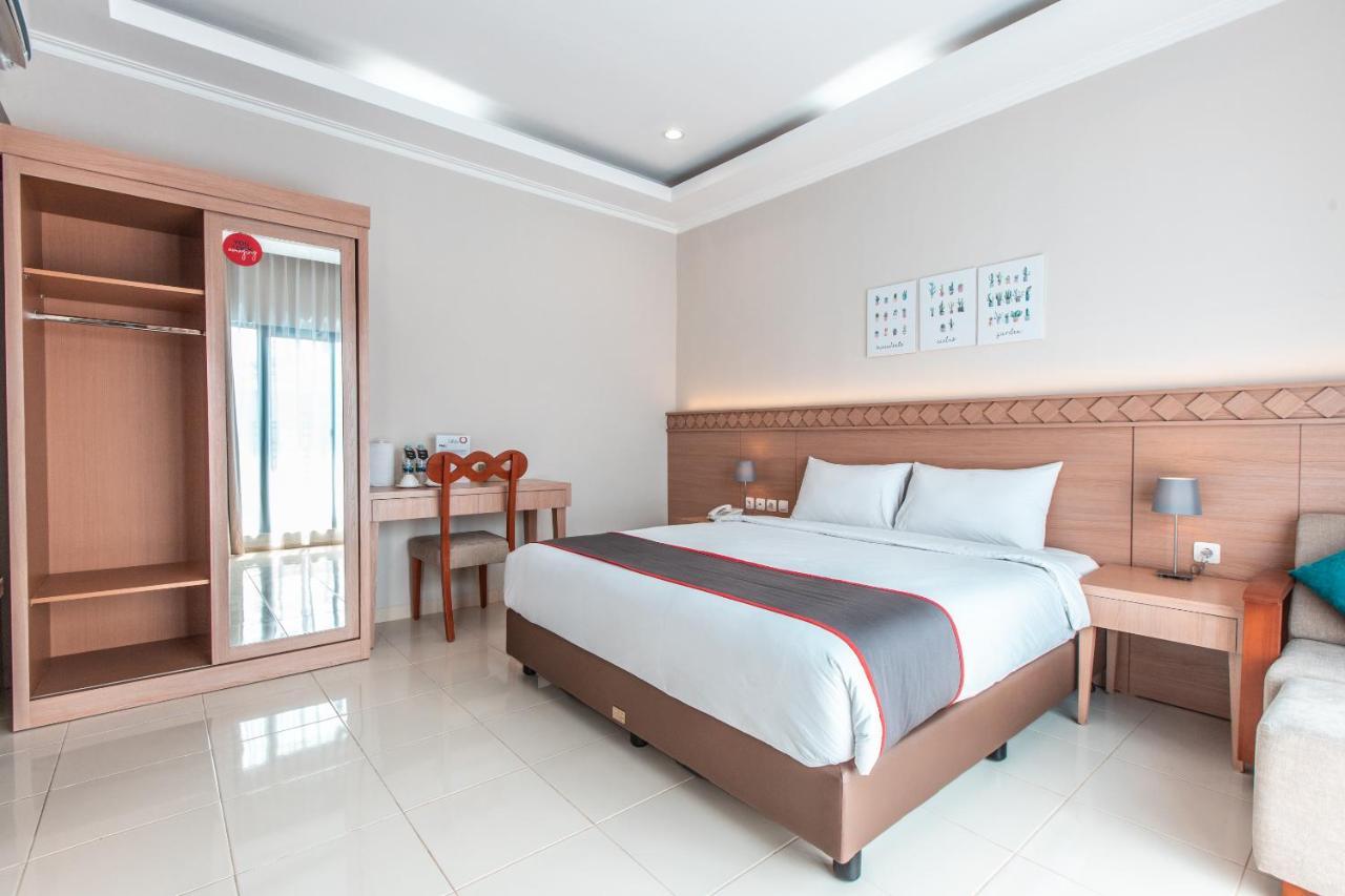 Collection O 9 Villa Ubud Anyer Esterno foto