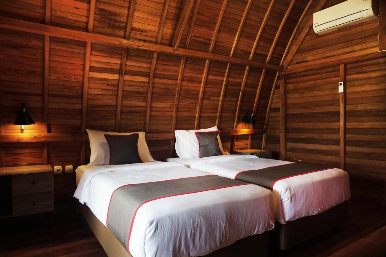 Collection O 9 Villa Ubud Anyer Esterno foto